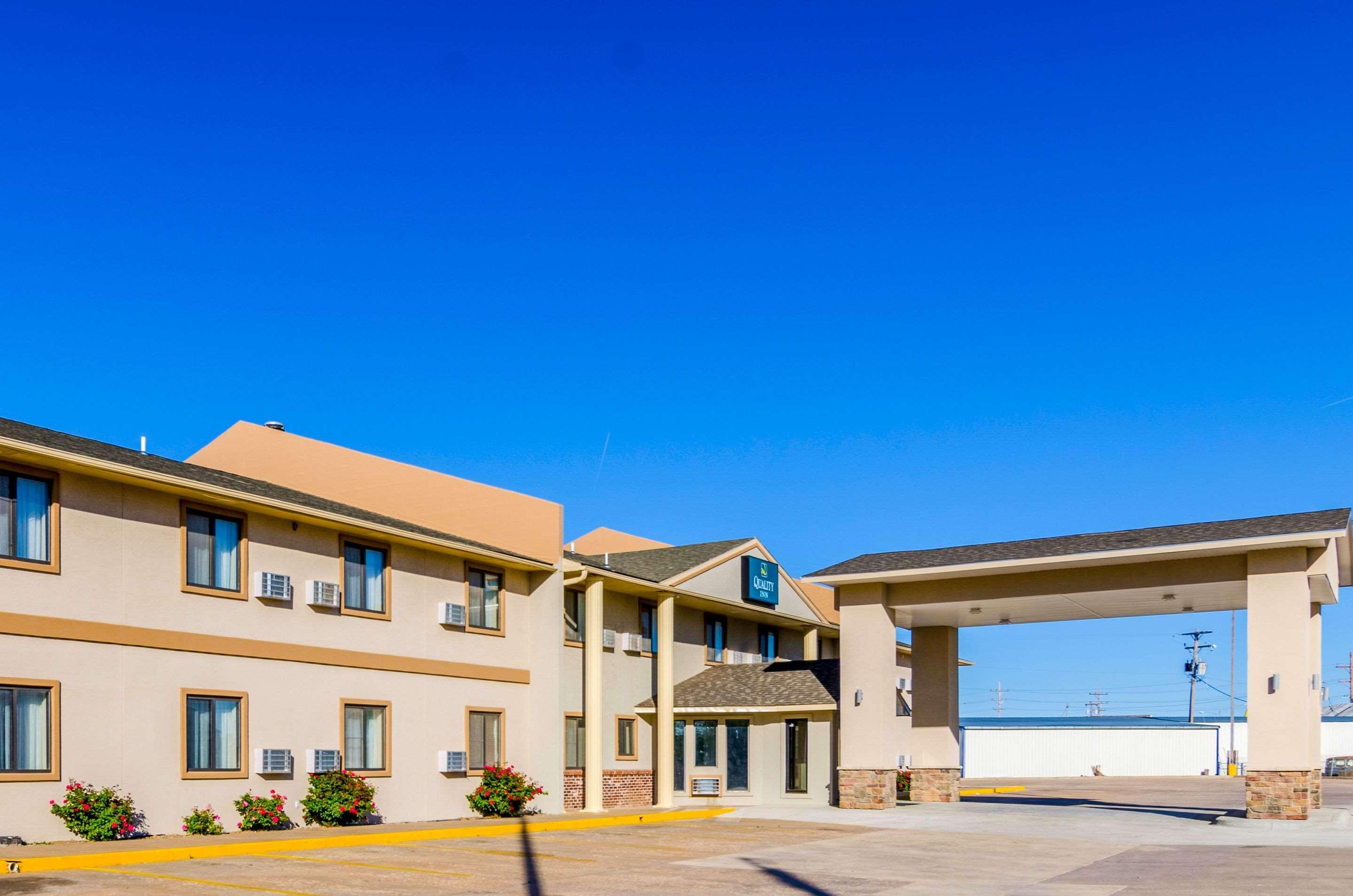 Quality Inn Great Bend Exterior foto